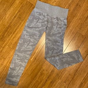 NVGTN light grey camo seamless leggings
